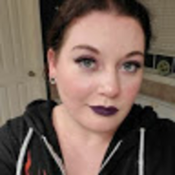 Meet your Posher, Anastasia - Picture 1 of 1